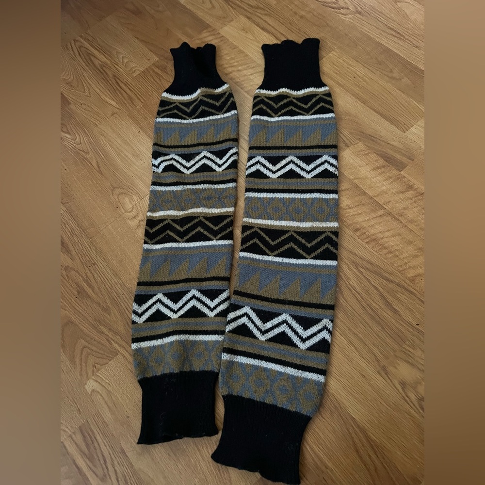 FREE PEOPLE - LEG WARMERS $20